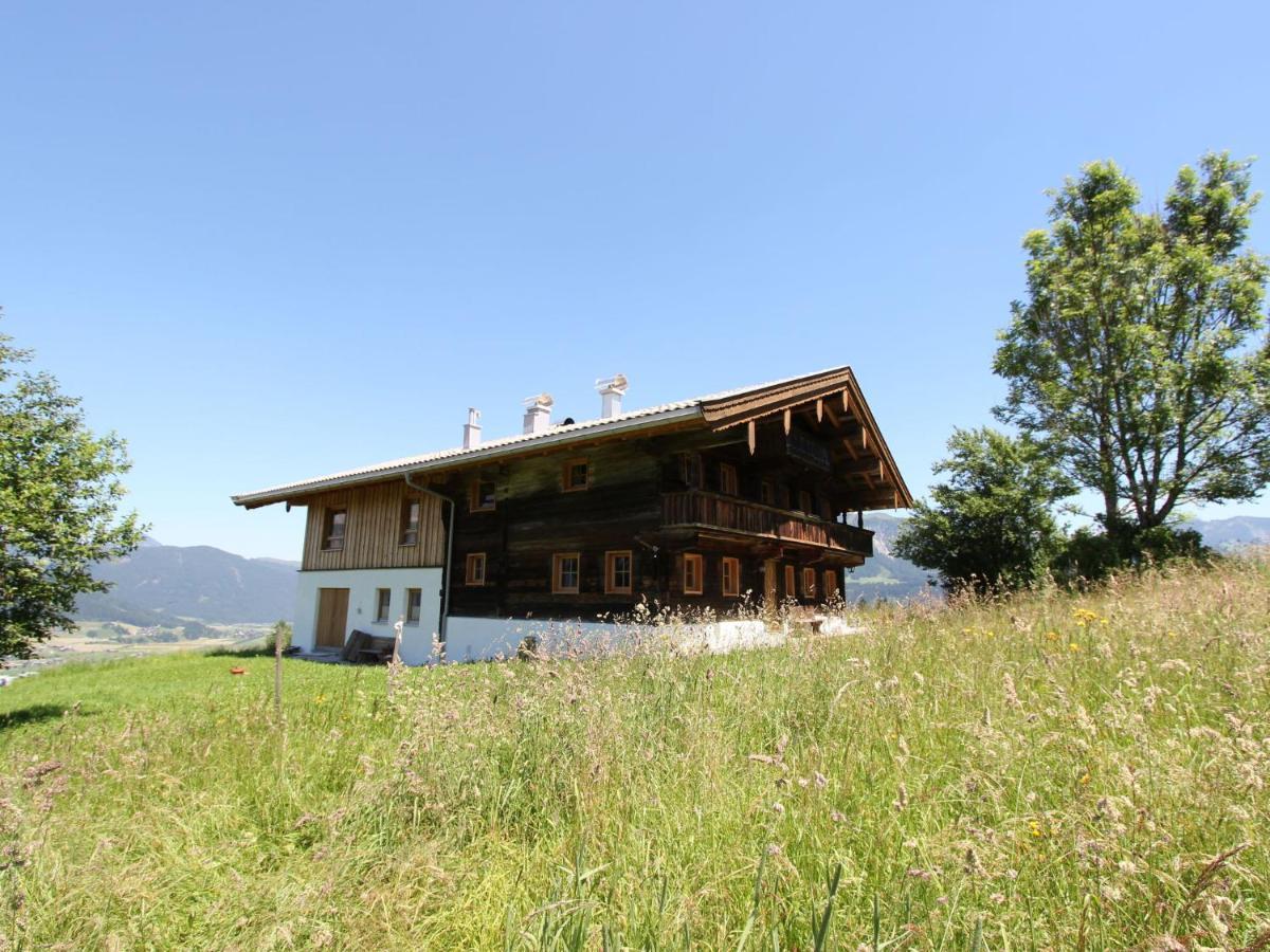 Chalet On The Ski Slope In St Johann In Tyrol Apfeldorf 外观 照片