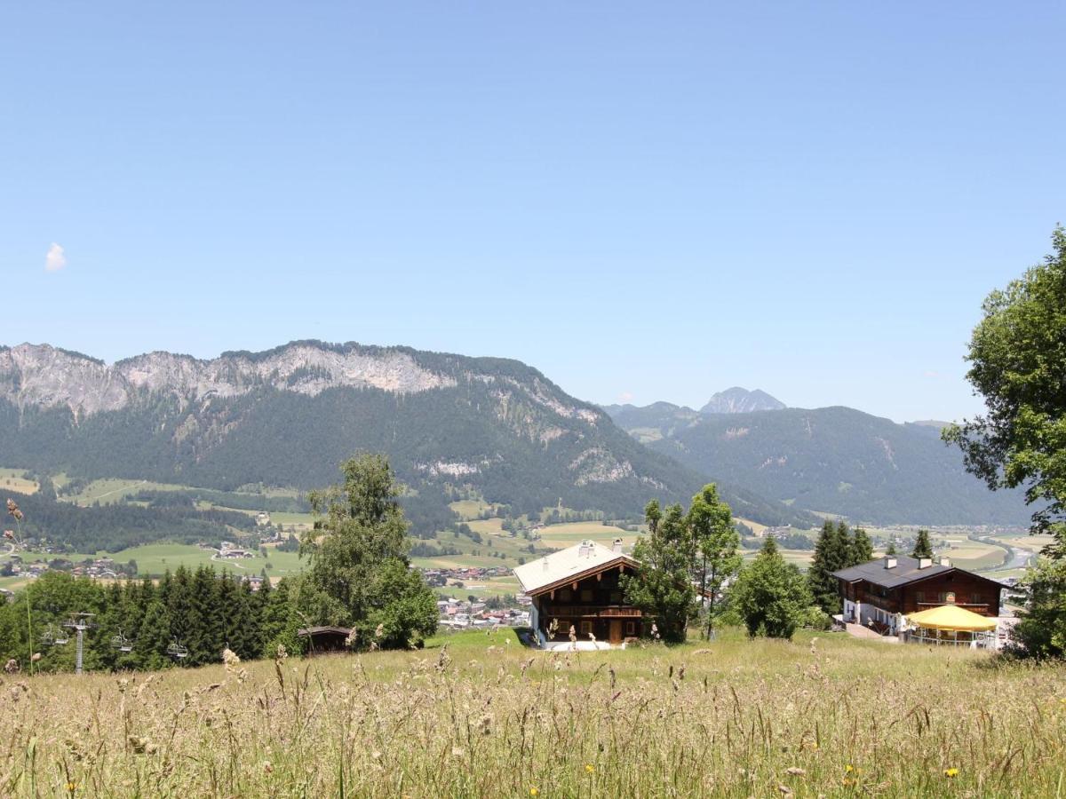 Chalet On The Ski Slope In St Johann In Tyrol Apfeldorf 外观 照片