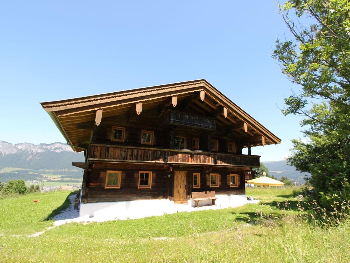 Chalet On The Ski Slope In St Johann In Tyrol Apfeldorf 外观 照片