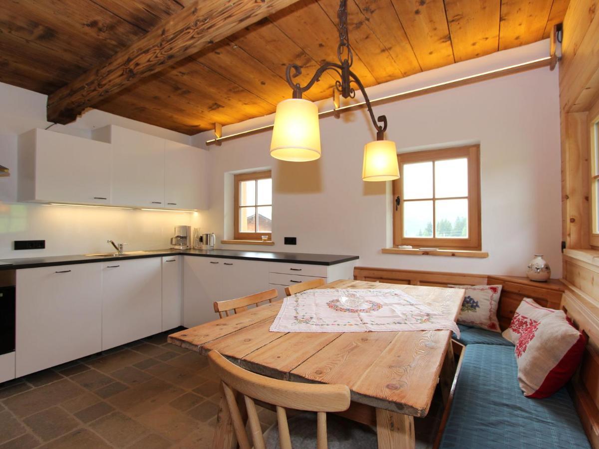 Chalet On The Ski Slope In St Johann In Tyrol Apfeldorf 外观 照片