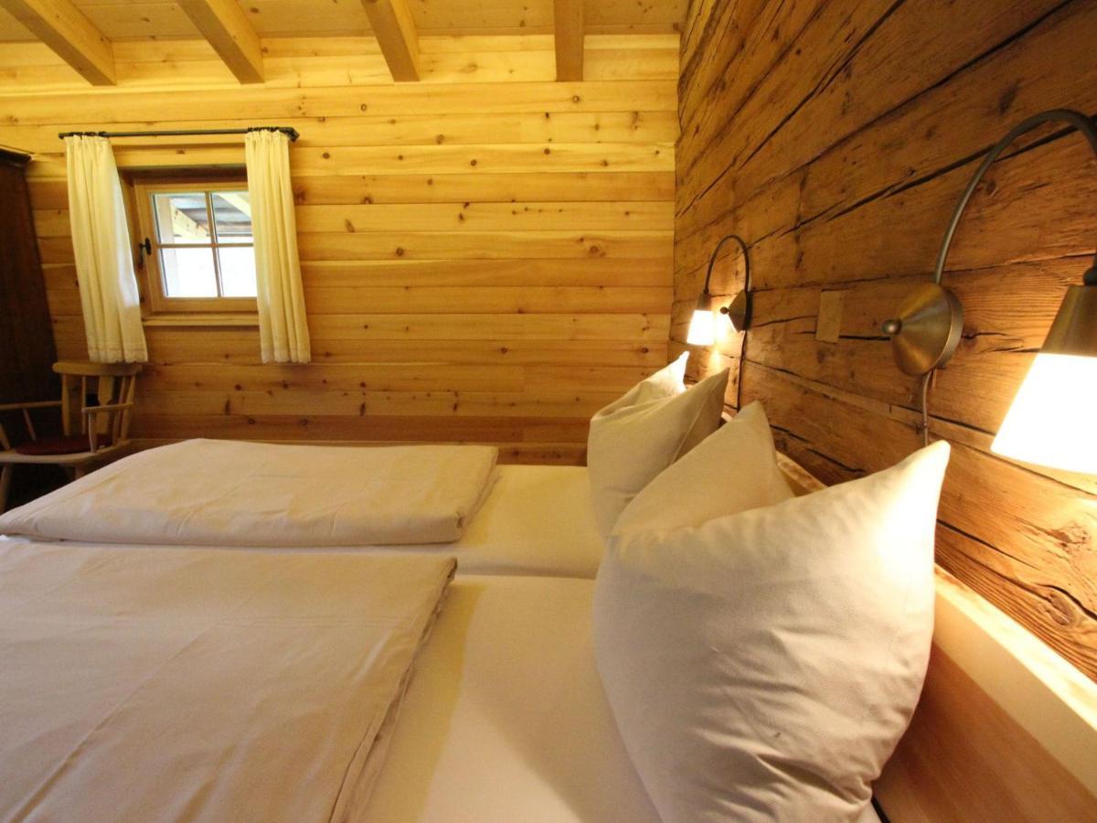 Chalet On The Ski Slope In St Johann In Tyrol Apfeldorf 外观 照片